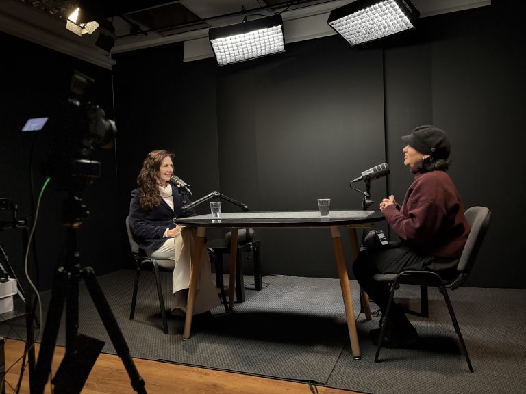 Jacinta Fanjul conversa en un nuevo capítulo de EntrepreNerd Podcast - Hub Metropolitano