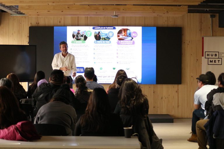 Encuentro de la Escuela HUB MET Andes Santiago para empresas de turismo de montaña